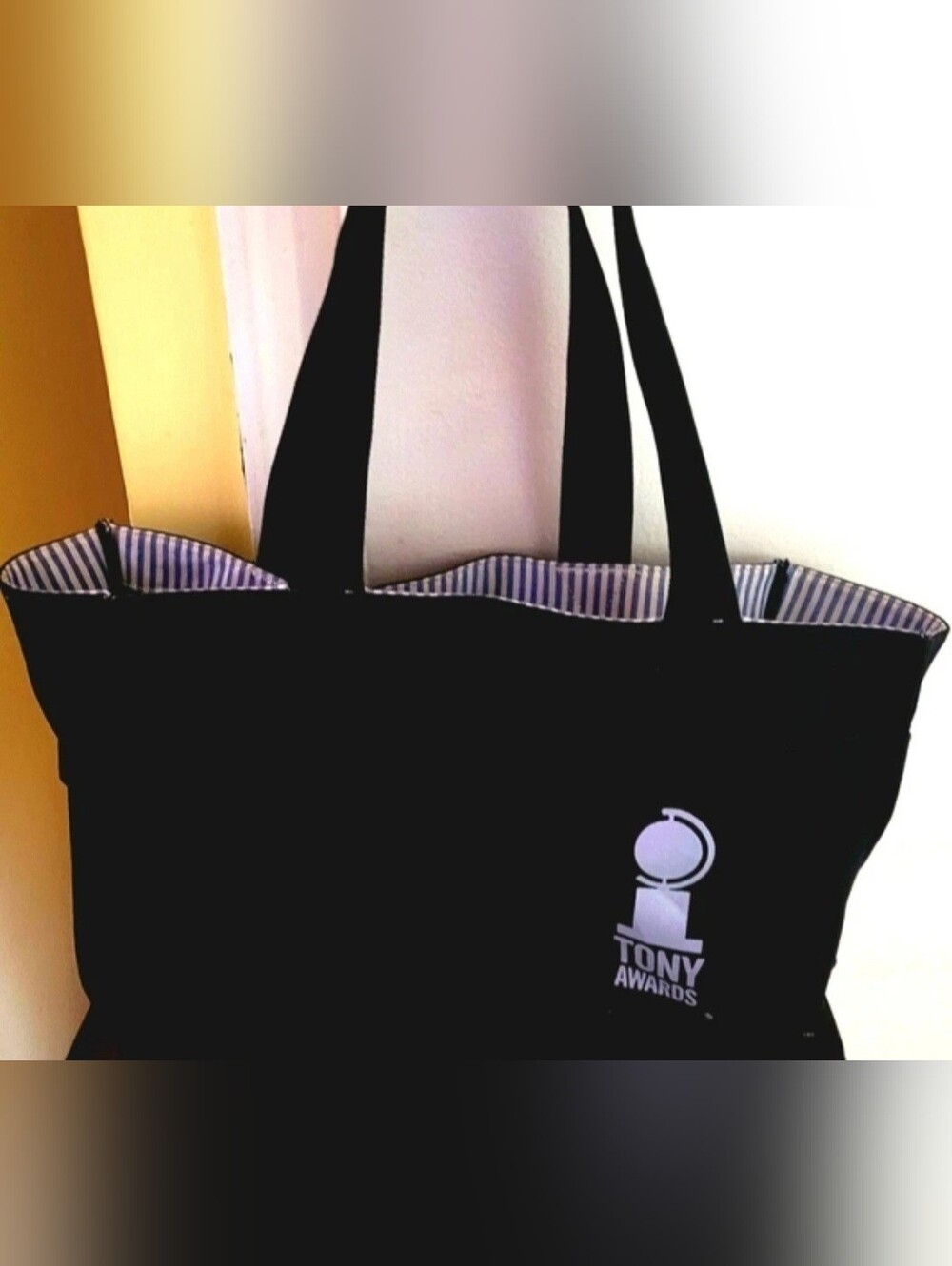 RARE, AUTHENTIC TONY AWARDS TOTE BAG that was The Official Tony Awards Gift Bag!